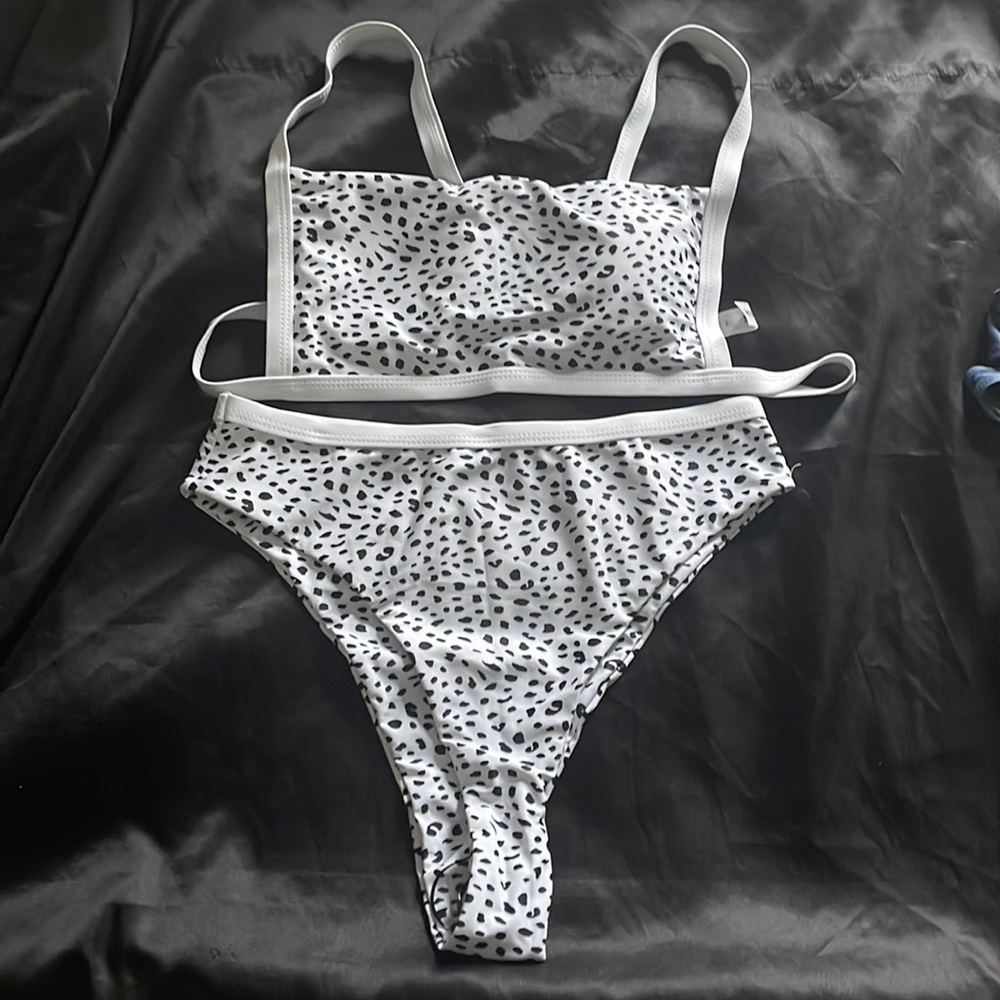 SHEIN Pattern Swimwear Size Large